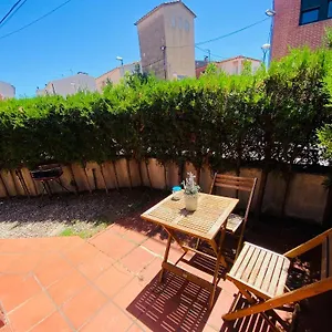 Alojamiento Entero Con Jardín Privado Сasa de vacaciones